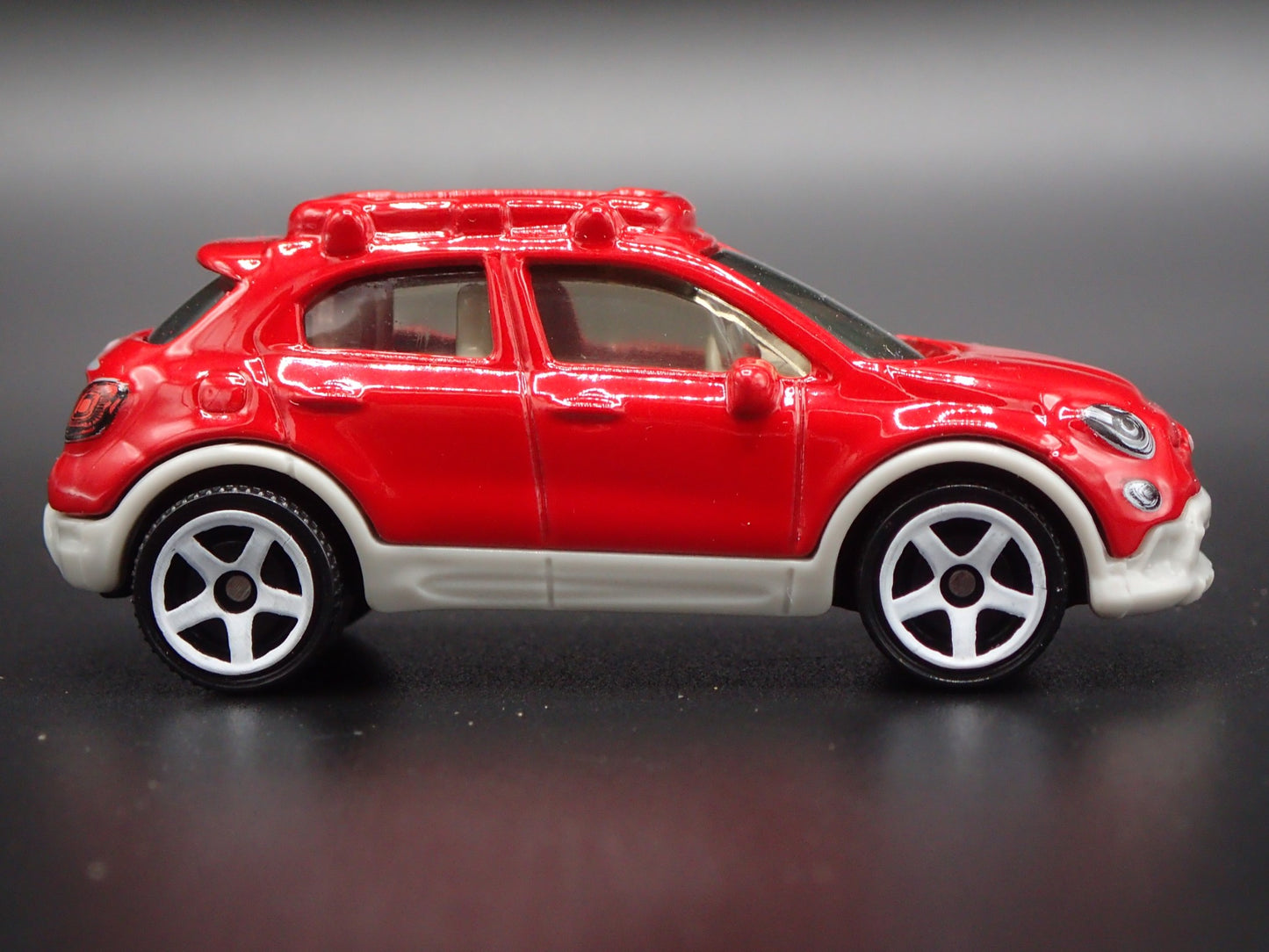 2015-2024 FIAT 500X 4 FOUR DOOR RED 1/64 SCALE COLLECTIBLE DIECAST MODEL CAR