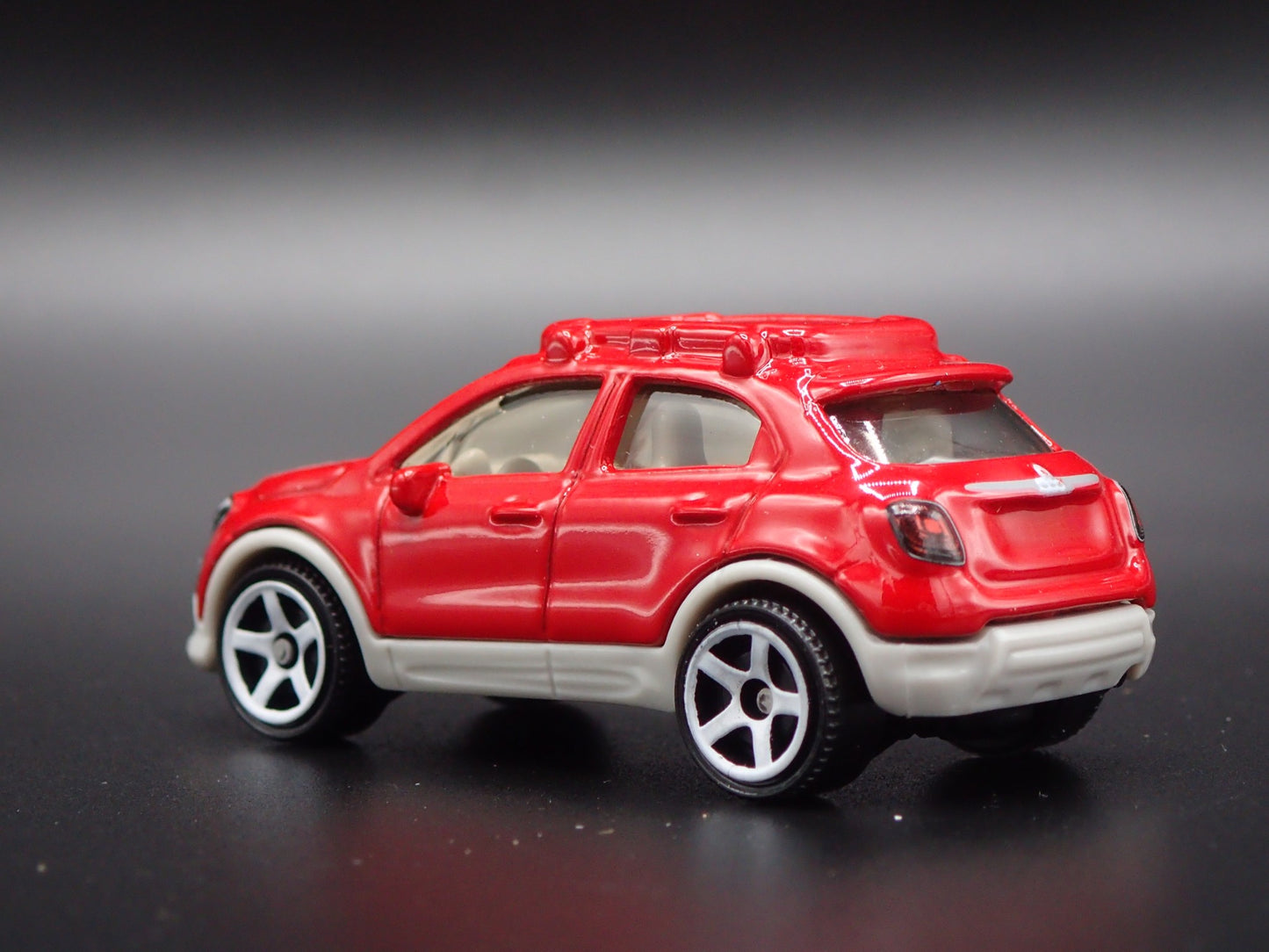 2015-2024 FIAT 500X 4 FOUR DOOR RED 1/64 SCALE COLLECTIBLE DIECAST MODEL CAR