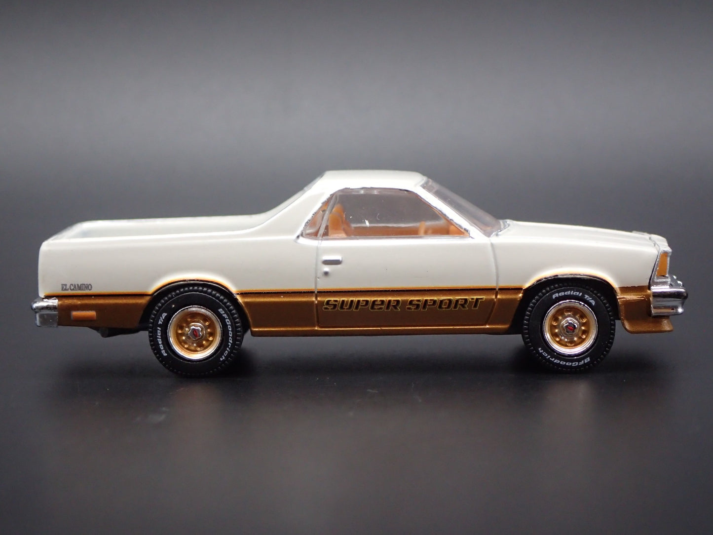 1980 80 CHEVY CHEVROLET EL CAMINO SS G BODY 1:64 SCALE DIORAMA DIECAST MODEL CAR