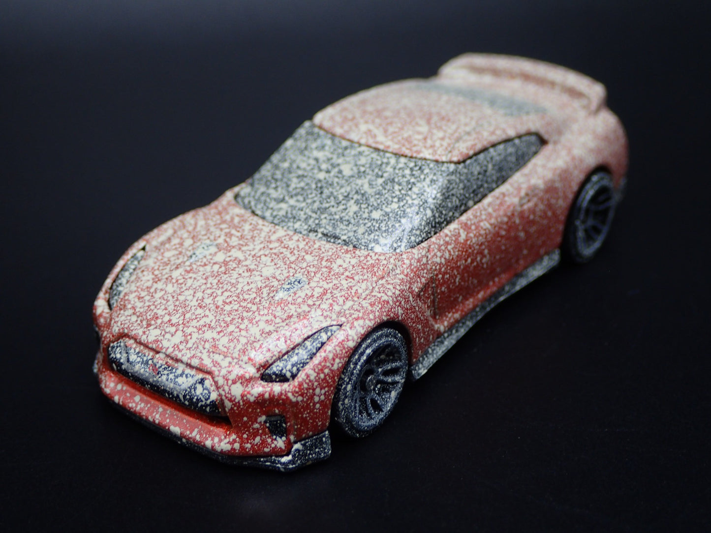 2007-2025 NISSAN GTR R35 SKYLINE ABANDONED 1:64 SCALE DIORAMA DIECAST MODEL CAR