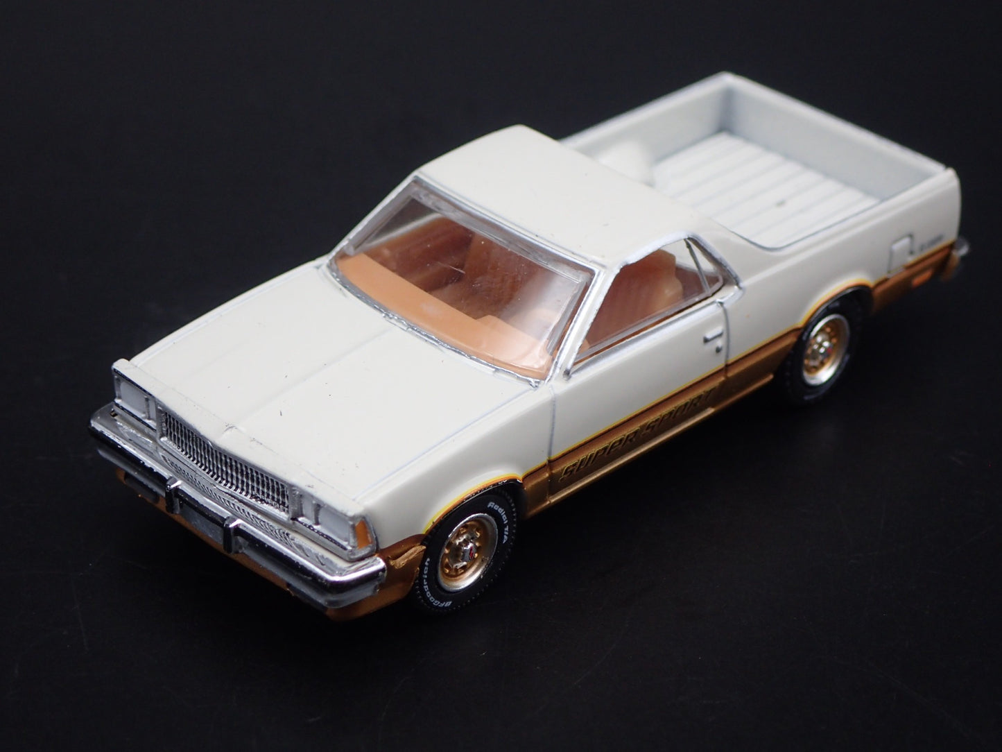 1980 80 CHEVY CHEVROLET EL CAMINO SS G BODY 1:64 SCALE DIORAMA DIECAST MODEL CAR