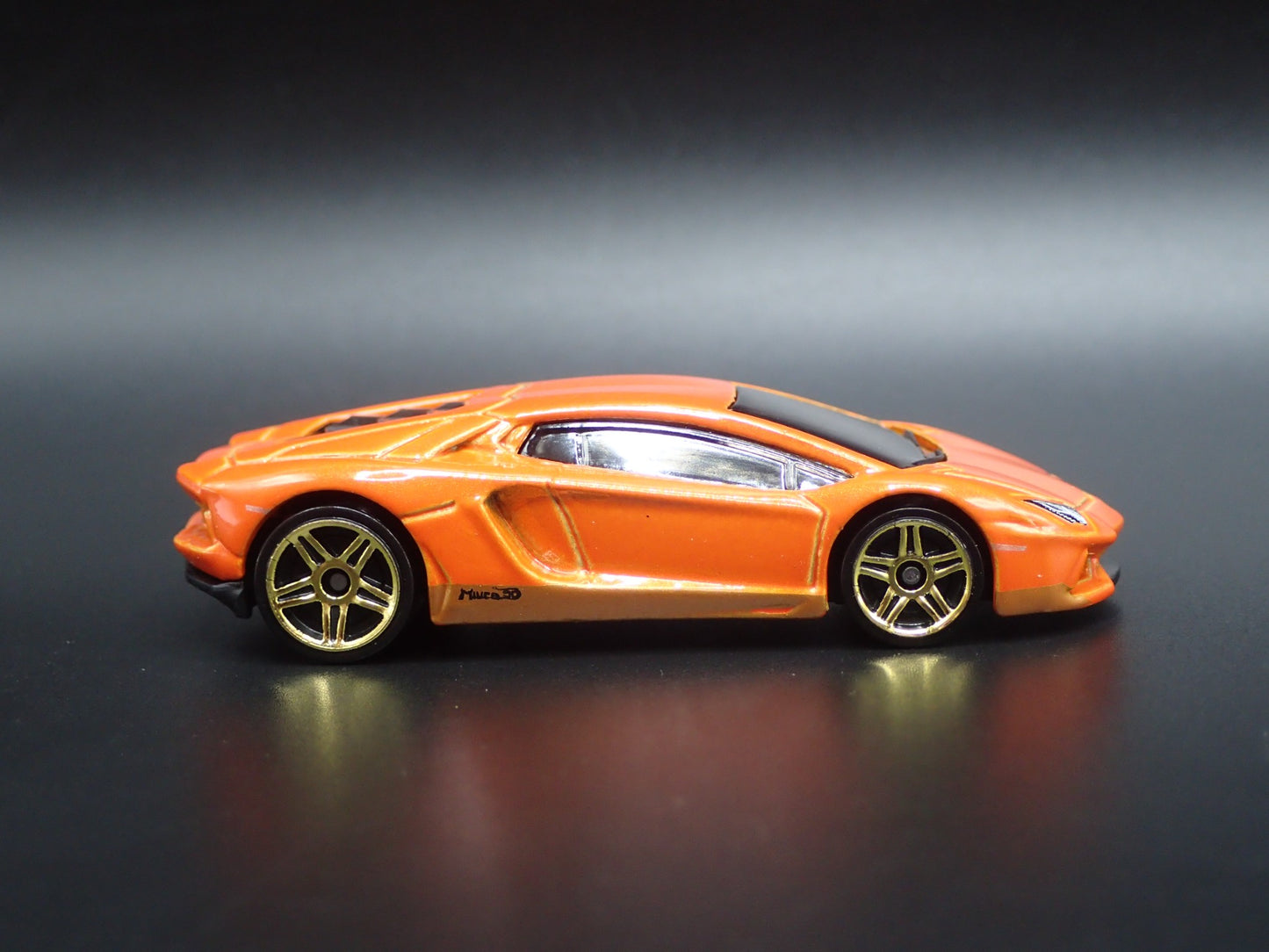 2017 17 LAMBORGHINI AVENTADOR MIURA HOMAGE SUPERCAR 1:64 SCALE DIECAST MODEL CAR