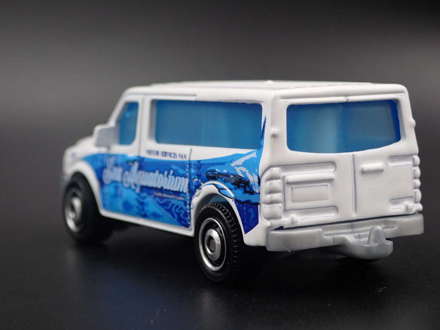 2012-2021 NISSAN NV VAN AQUATORIUM W HITCH 1:64 SCALE DIORAMA DIECAST MODEL CAR