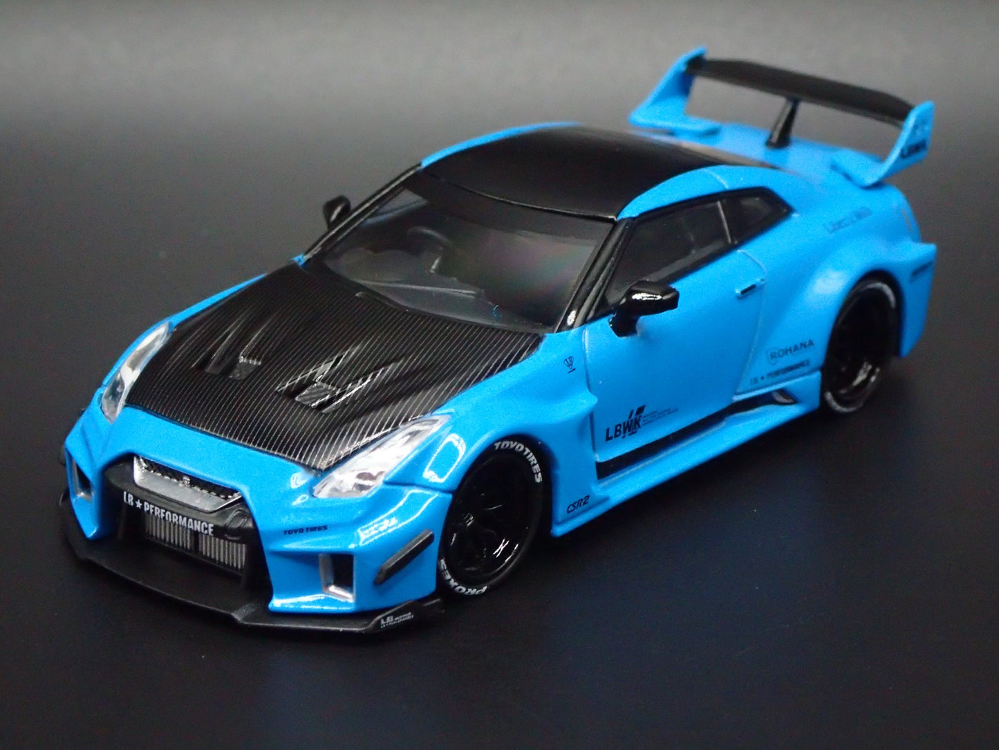 LBWK LB-SILHOUETTE WORKS GT NISSAN 35GT-RR R35 1:64 SCALE DIECAST MODEL CAR