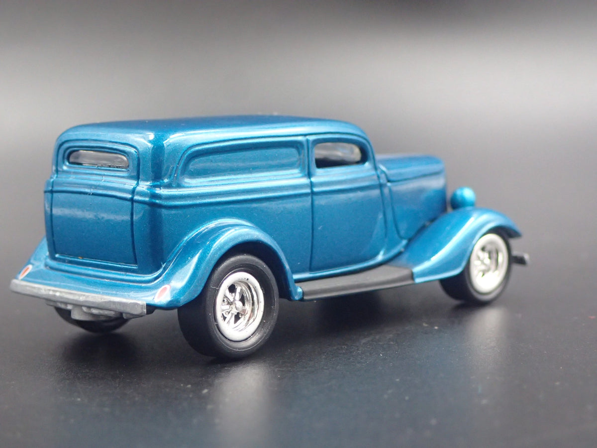 1933 33 FORD PANEL DELIVERY 1:64 SCALE COLLECTIBLE DIORAMA DIECAST MODEL CAR-Burning Rubber Toy Company