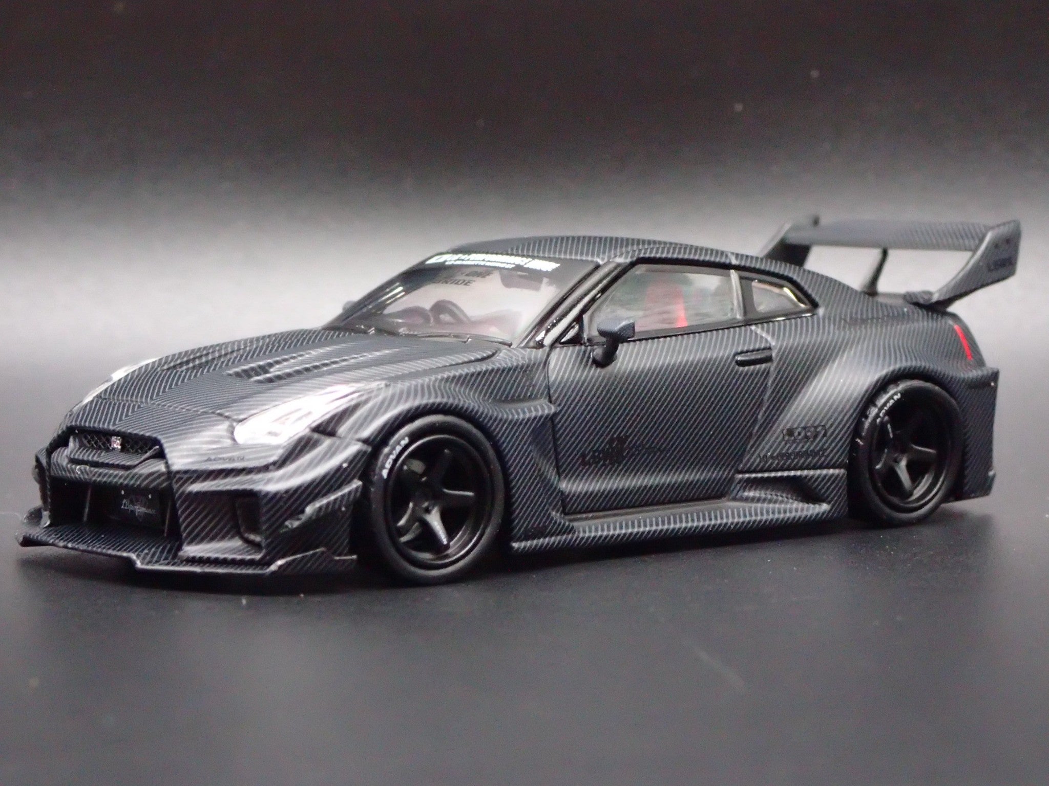 LBWK LB-SILHOUETTE WORKS GT NISSAN 35GT-RR R35 1:64 SCALE DIECAST MODE ...