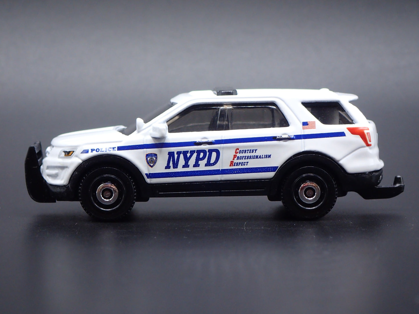 2016 FORD EXPLORER POLICE INTERCEPTOR UTILITY NYPD 1:64 SCALE DIECAST MODEL CAR