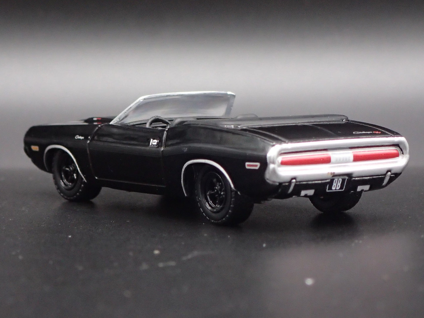 1970 70 DODGE CHALLENGER CONVERTIBLE 1:64 SCALE COLLECTIBLE DIECAST MODEL CAR