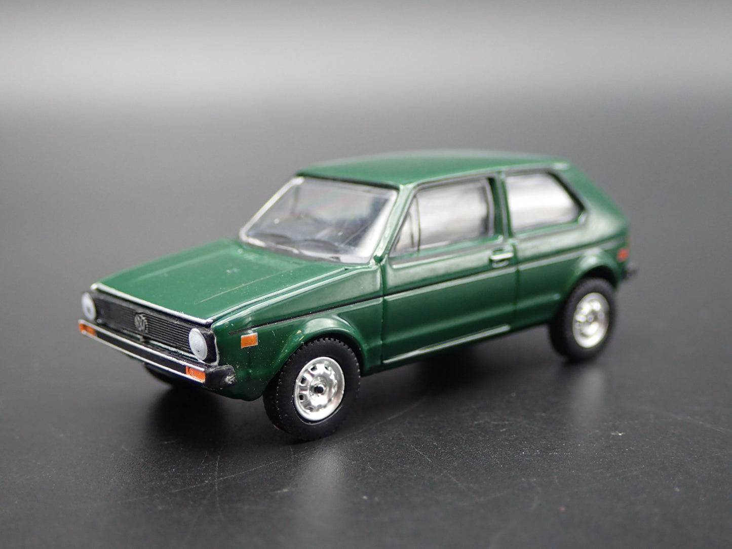 1977 77 VW VOLKSWAGEN RABBIT MK1 GREEN RARE 1:64 SCALE DIORAMA DIECAST MODEL CAR