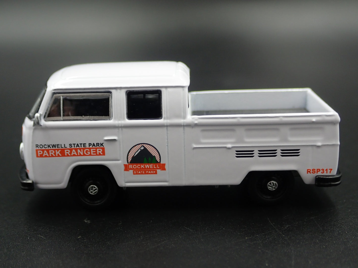 1967-1979 VW VOLKSWAGEN TYPE 2 DOUBLE CAB PICKUP 1/64 SCALE DIECAST MODEL CAR