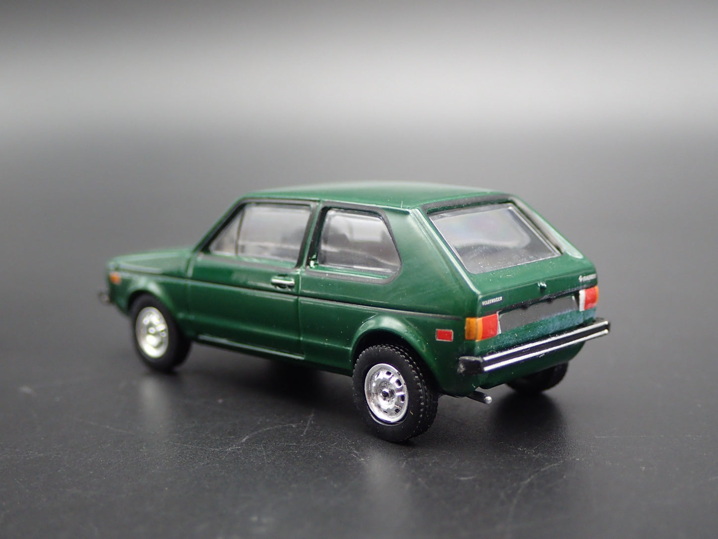 1977 77 VW VOLKSWAGEN RABBIT MK1 GREEN RARE 1:64 SCALE DIORAMA DIECAST MODEL CAR