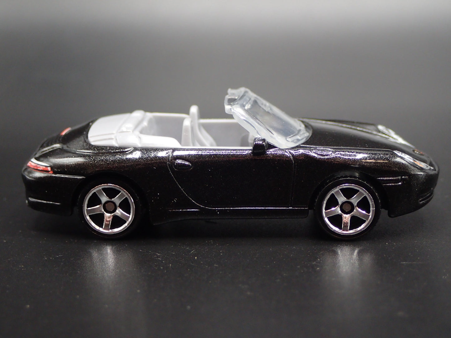 1998-2005 PORSCHE 911 CARRERA CABRIOLET CONVERTIBLE 1:64 SCALE DIECAST MODEL CAR