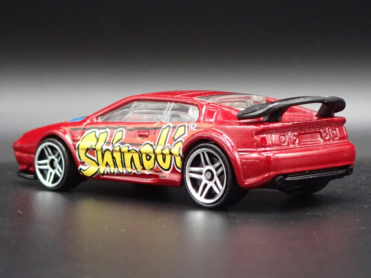 1994-2004 LOTUS ESPRIT RED 1:64 SCALE COLLECTIBLE DIORAMA DIECAST MODEL CAR