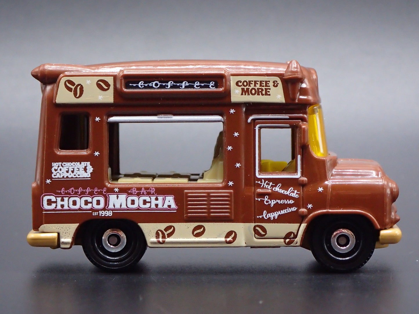 CHOCO MOCHA COFFEE & MORE FOOD TRUCK 1:64 MB SCALE DIORAMA DIECAST MODEL CAR