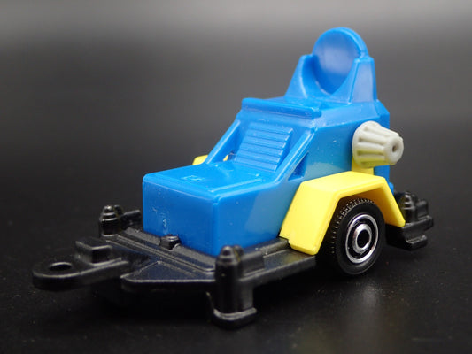 CONSTRUCTION ZONE SPEED LIMIT SIGN HITCH 1:64 MB SCALE DIORAMA DIECAST MODEL CAR