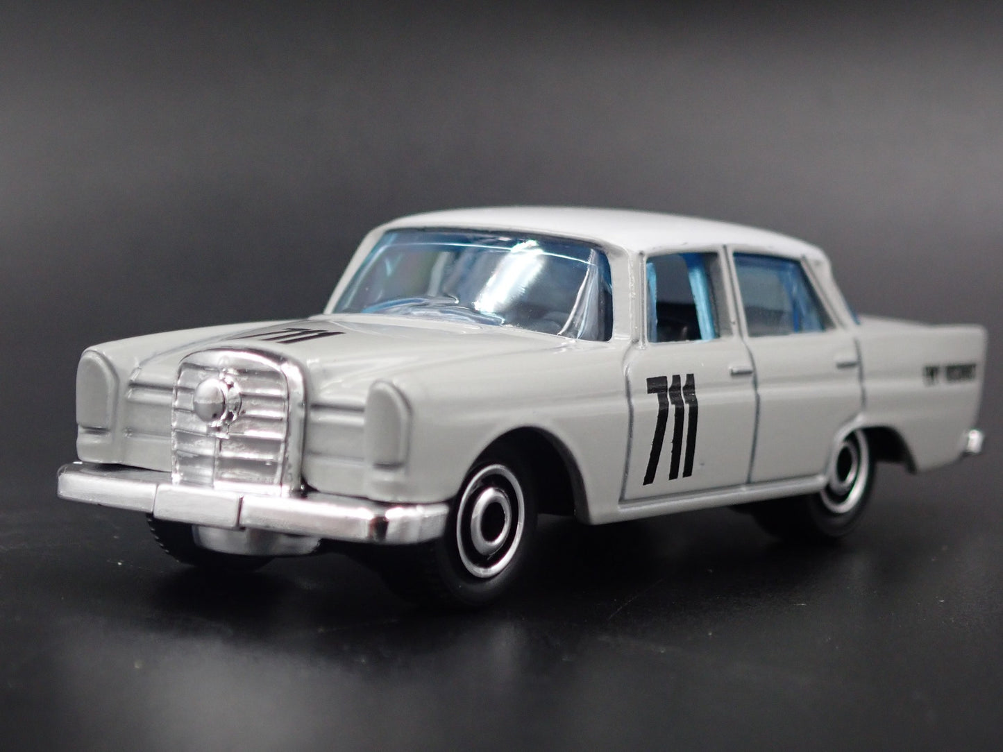 1959-1968 MERCEDES-BENZ 220 SE EWY ROSQVIST GRAY 1:64 SCALE DIECAST MODEL CAR