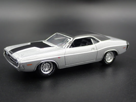 1970 70 DODGE CHALLENGER RT HEMI RARE 1:64 SCALE DIORAMA DIECAST MODEL CAR-Burning Rubber Toy Company