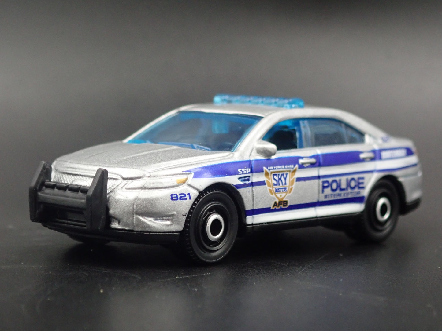 FORD POLICE INTERCEPTOR SSP SILVER 1/64 MB SCALE COLLECTIBLE DIECAST MODEL CAR