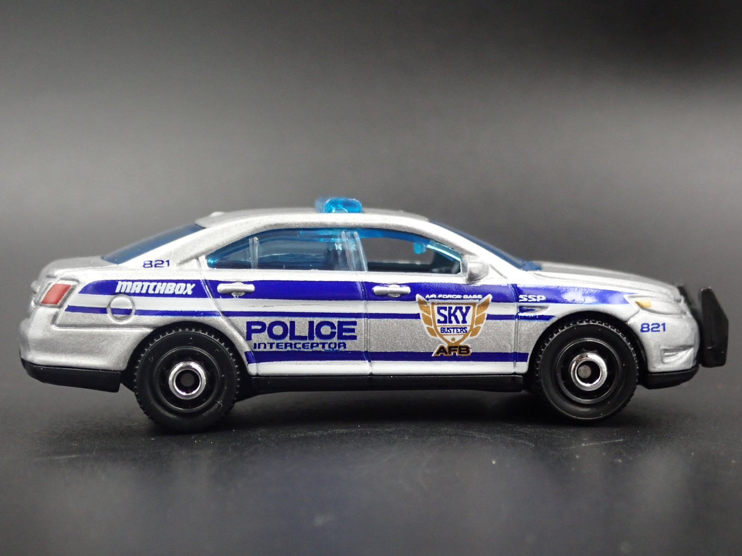 FORD POLICE INTERCEPTOR SSP SILVER 1/64 MB SCALE COLLECTIBLE DIECAST MODEL CAR