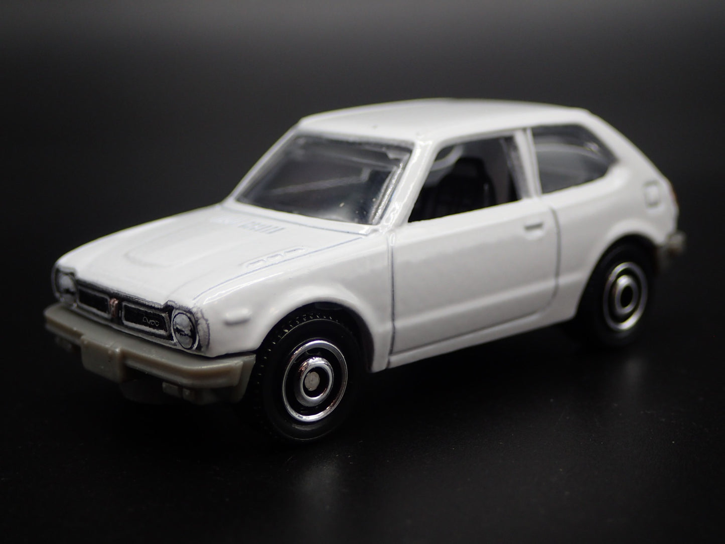 1973-1978 HONDA CIVIC CVCC WHITE 1:64 SCALE COLLECTIBLE DIECAST MODEL CAR