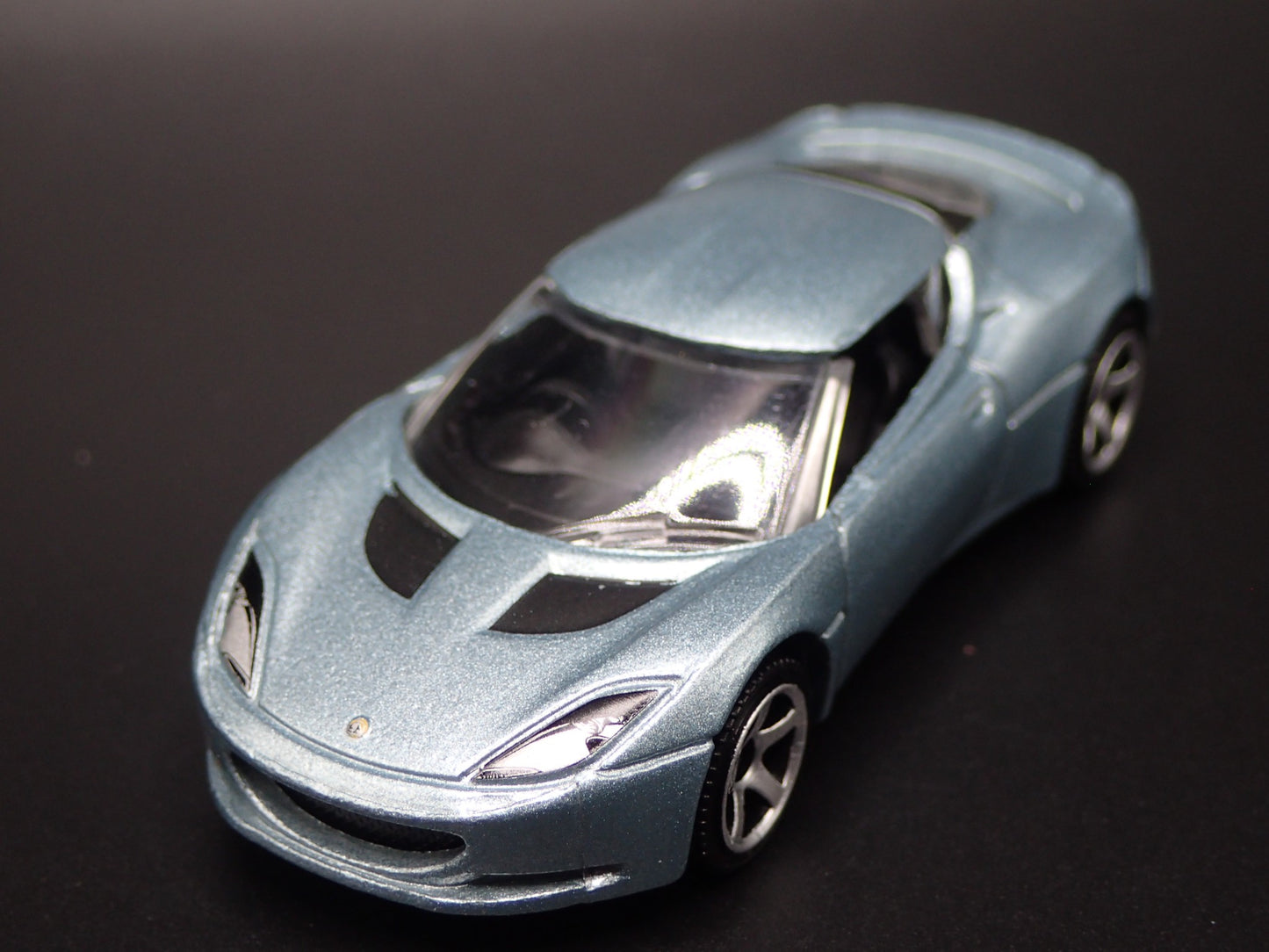2010-2021 LOTUS EVORA BLUE 1/64 SCALE COLLECTIBLE DIORAMA DIECAST MODEL CAR