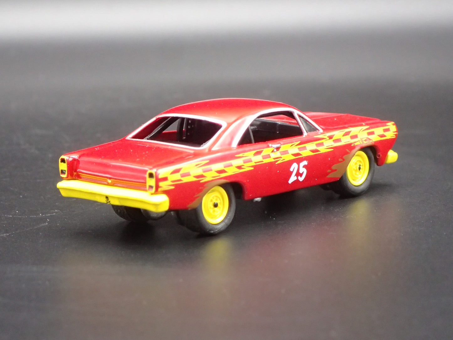 1967 67 FORD FAIRLANE  STOCK CAR DEMOLITION DERBY 1/64 SCALE DIECAST MODEL CAR