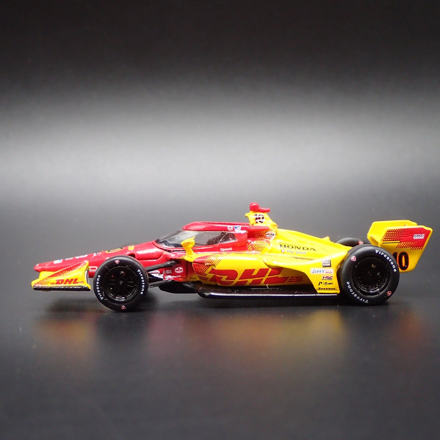 2025 25 INDY CAR RACING HONDA 10 ALEX PALOU DHL CHAMPION 1:64 SCALE DIECAST CAR