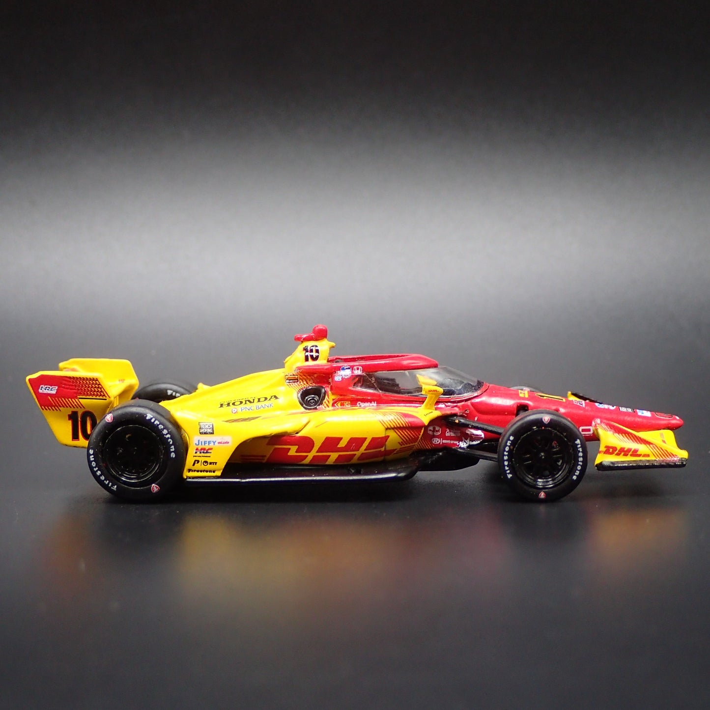 2025 25 INDY CAR RACING HONDA 10 ALEX PALOU DHL CHAMPION 1:64 SCALE DIECAST CAR