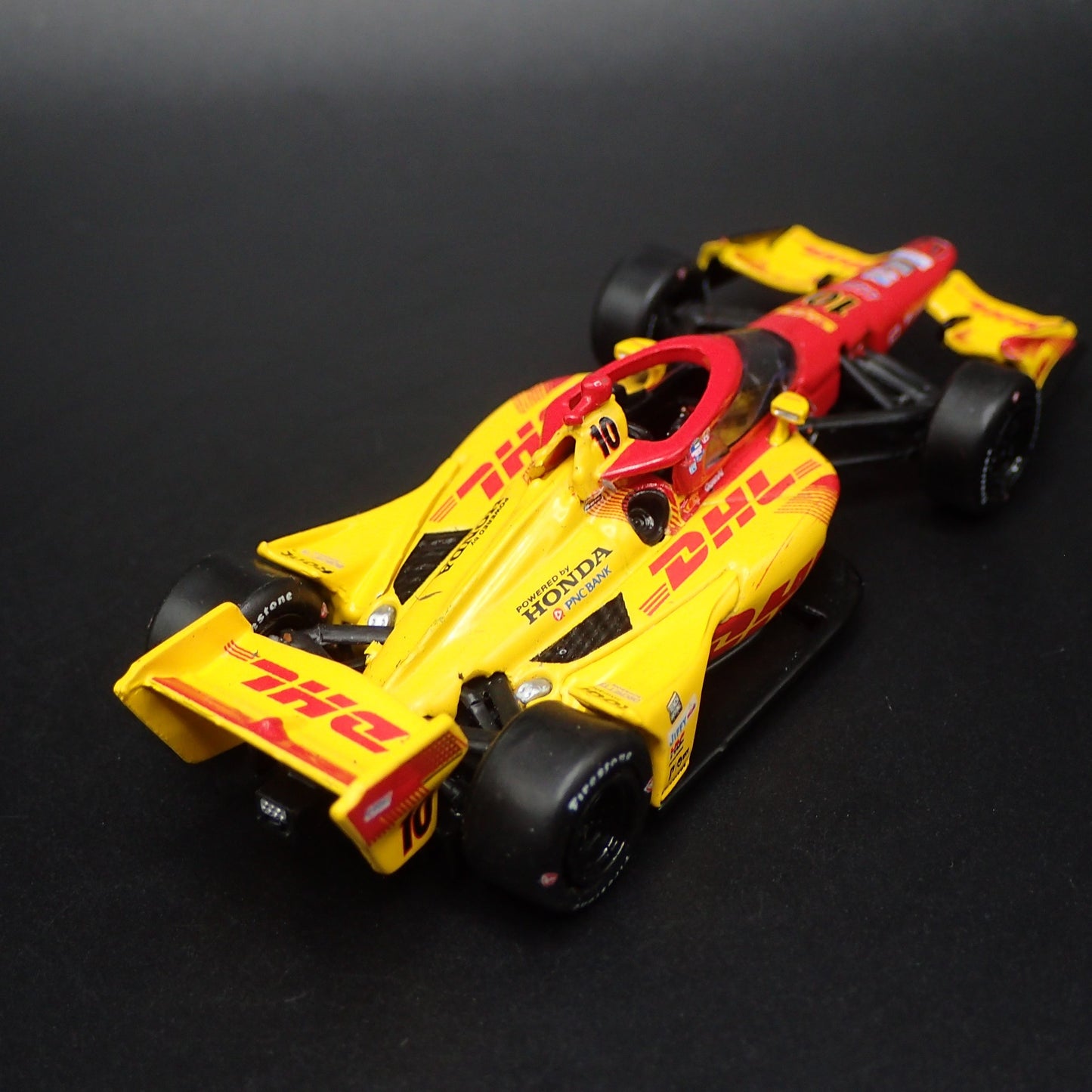 2025 25 INDY CAR RACING HONDA 10 ALEX PALOU DHL CHAMPION 1:64 SCALE DIECAST CAR