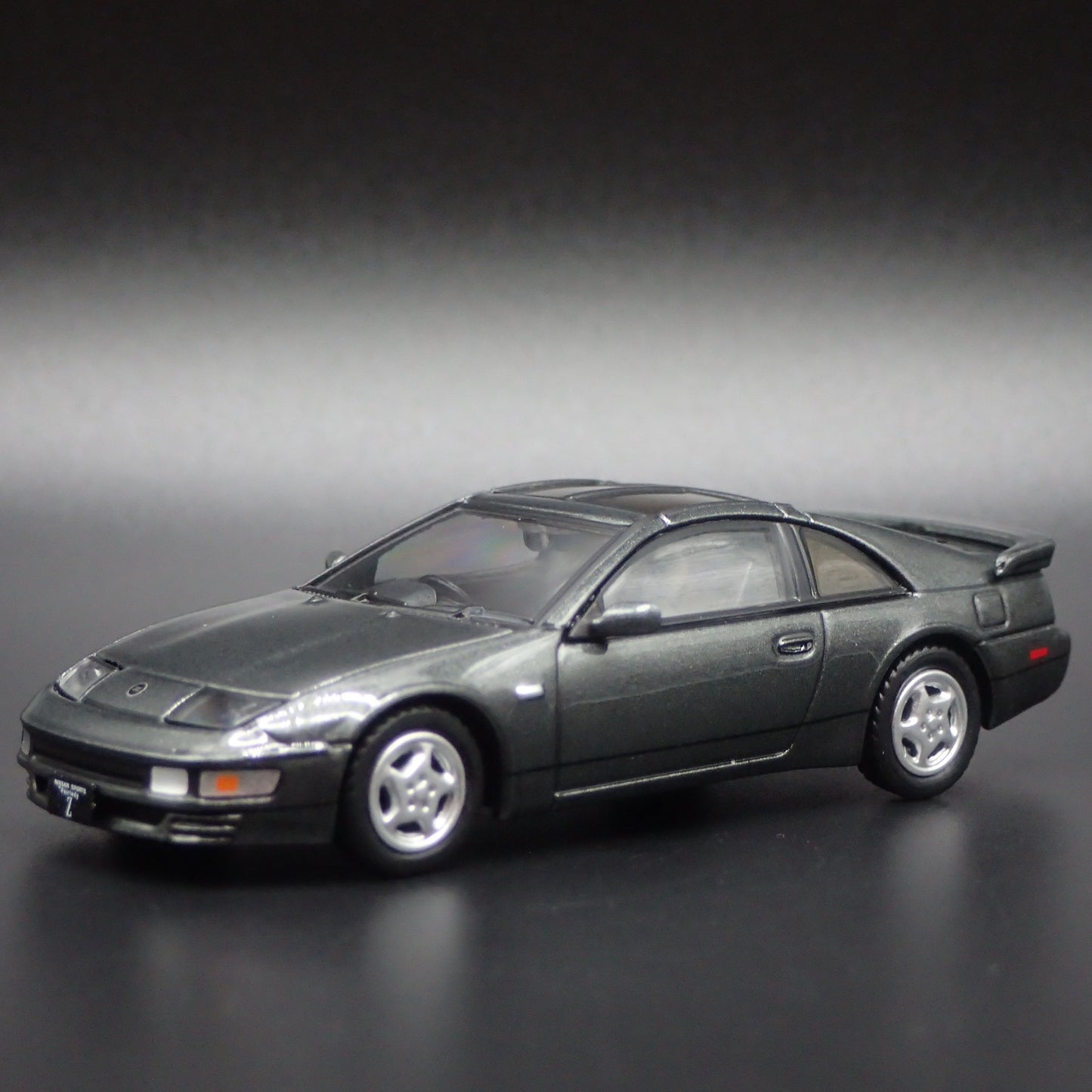 1989-2000 NISSAN FAIRLADY 300ZX Z32 RARE 1:64 SCALE DIORAMA DIECAST MODEL CAR