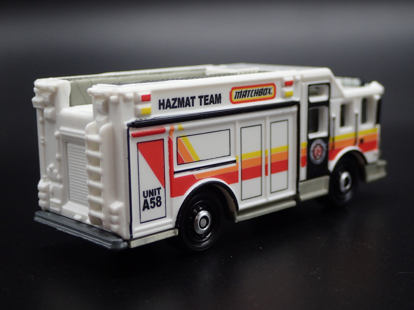 HAZMAT TEAM FIRE TRUCK RARE 1:64 MB SCALE COLLECTIBLE DIORAMA DIECAST MODEL CAR