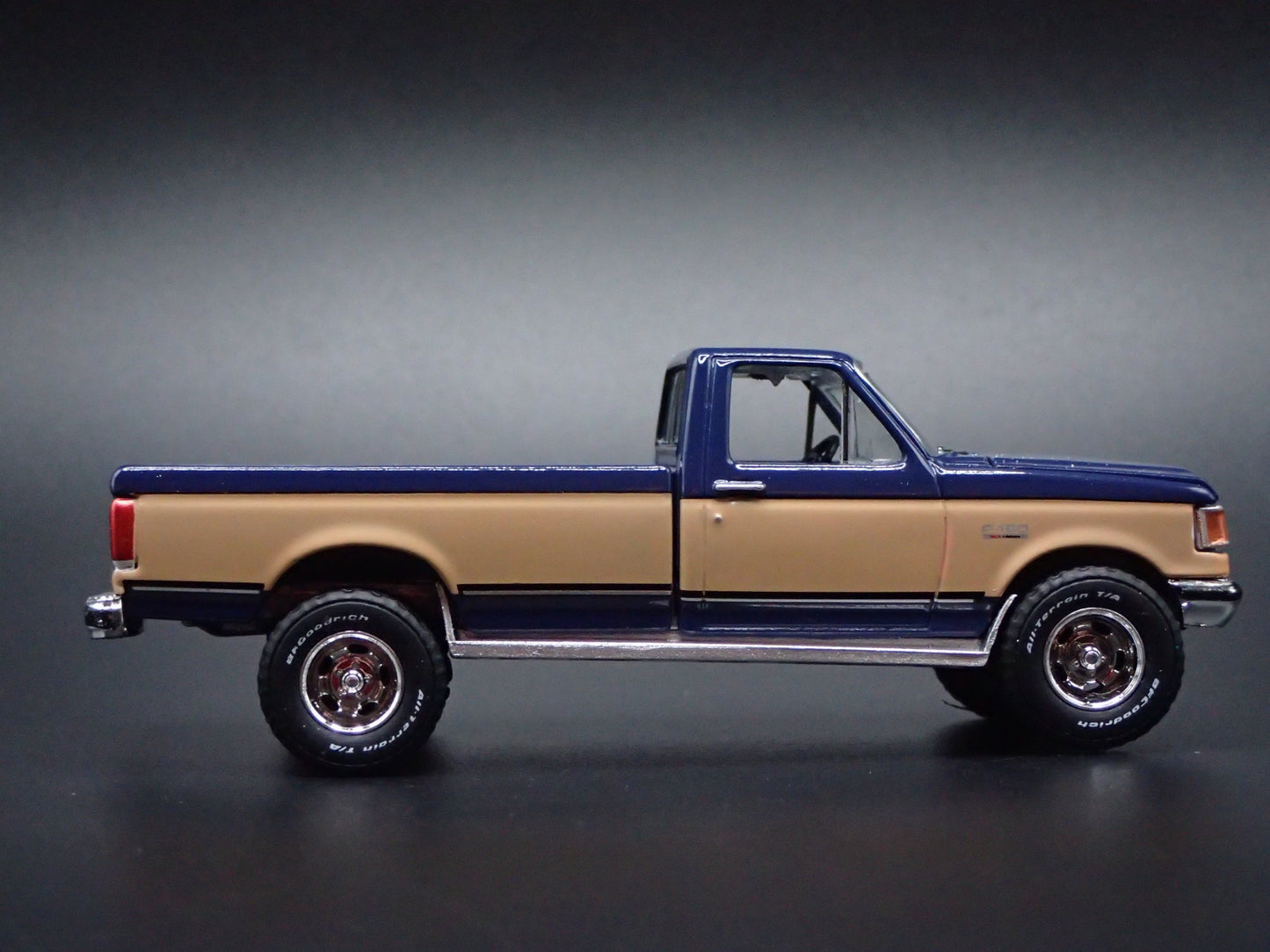 1987 87 FORD F150 XLT LARIAT PICKUP TRUCK 1:64 SCALE DIORAMA DIECAST MODEL CAR
