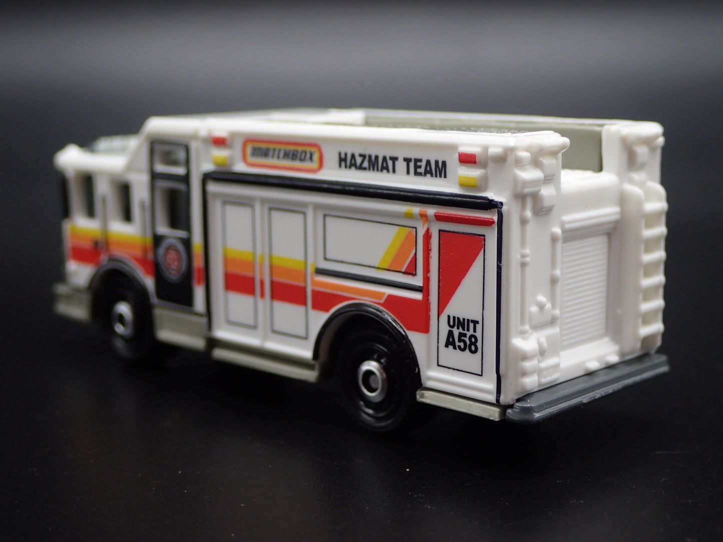 HAZMAT TEAM FIRE TRUCK RARE 1:64 MB SCALE COLLECTIBLE DIORAMA DIECAST MODEL CAR