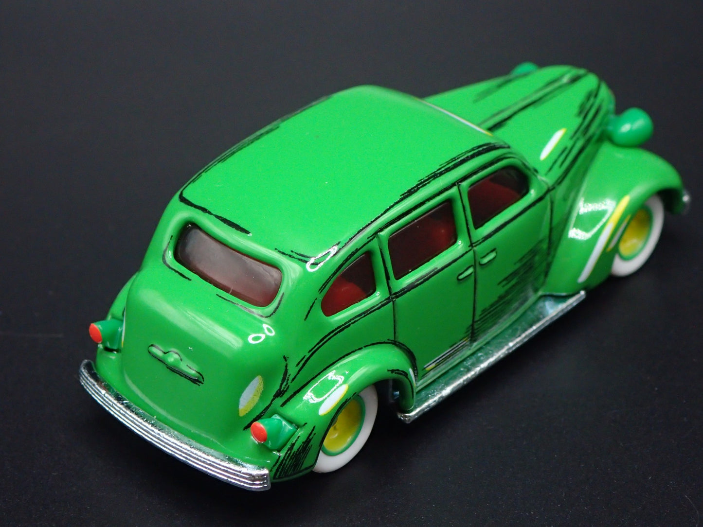 1937 37 DESOTO TOURING SEDAN 4 FOUR DOOR 1:64 SCALE DIORAMA DIECAST MODEL CAR