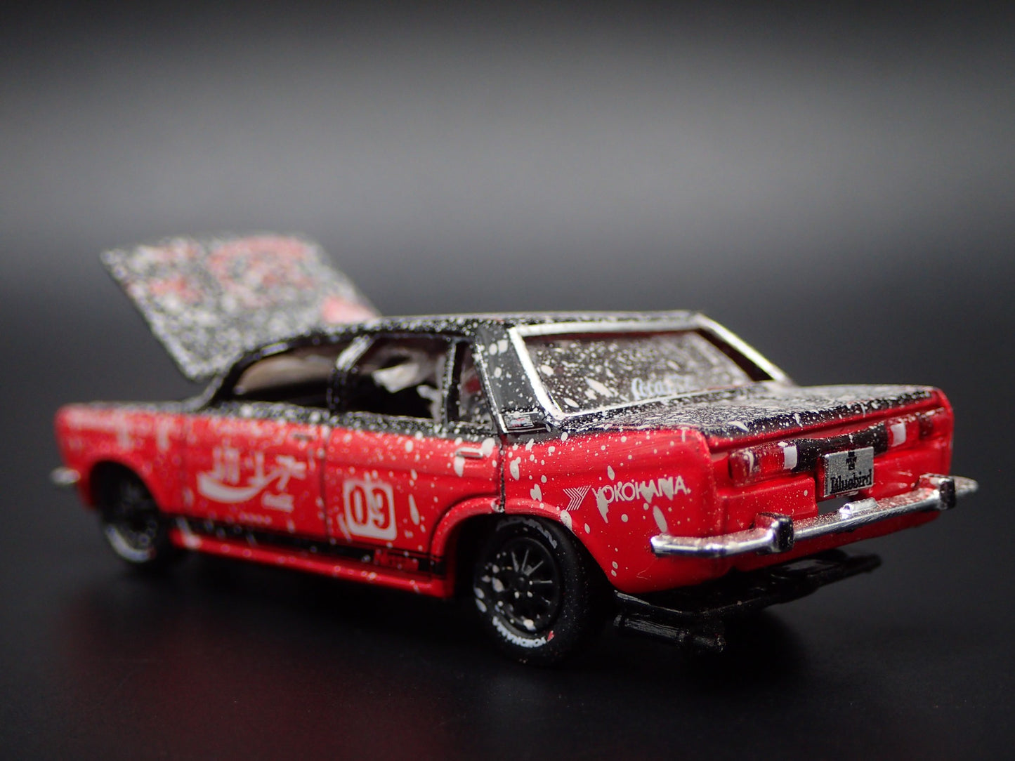 1967-1973 DATSUN BLUEBIRD 1600 SSS FOUR DOOR WRECKED COKE 1:64 DIECAST MODEL CAR