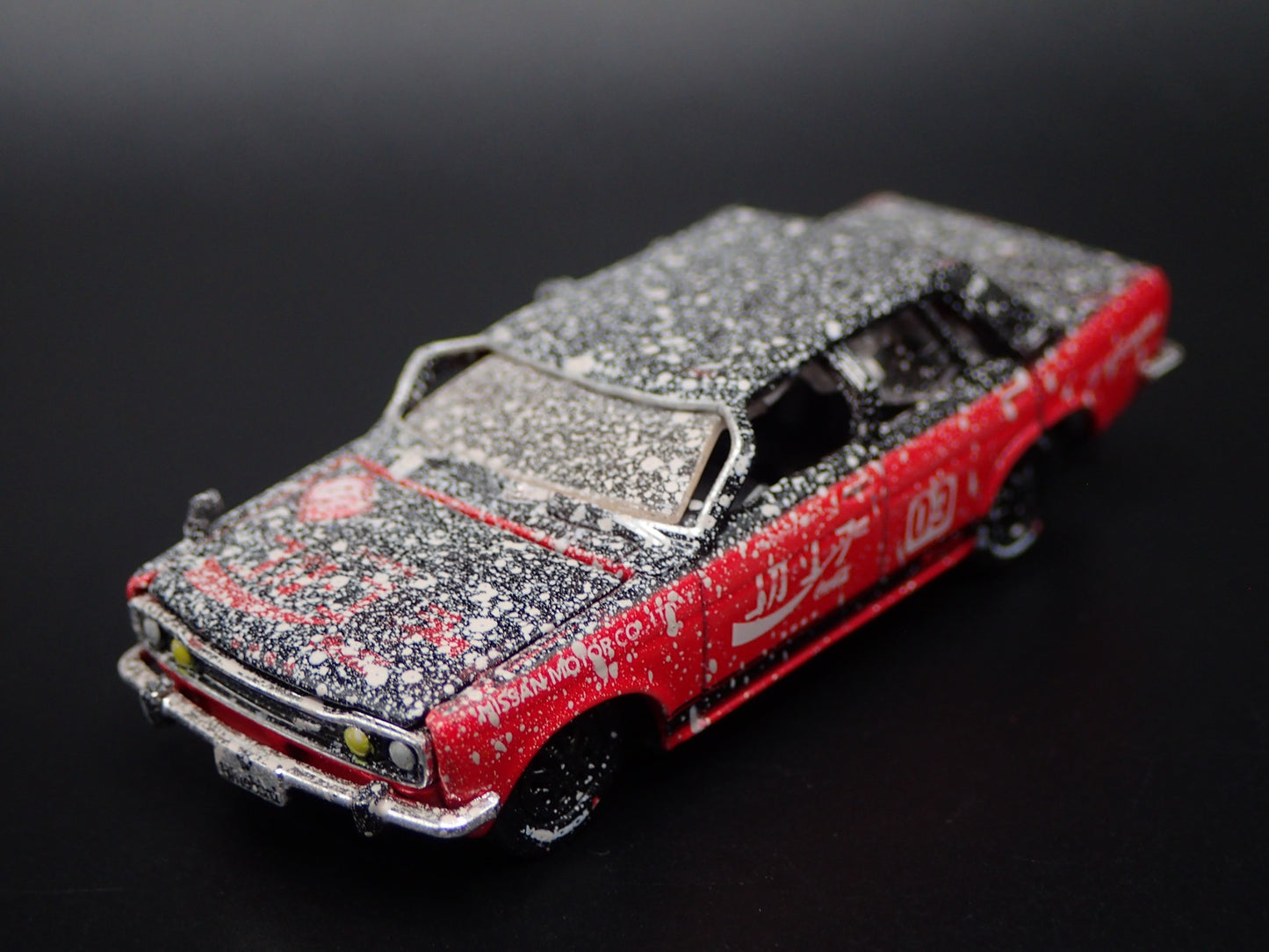 1967-1973 DATSUN BLUEBIRD 1600 SSS FOUR DOOR WRECKED COKE 1:64 DIECAST MODEL CAR