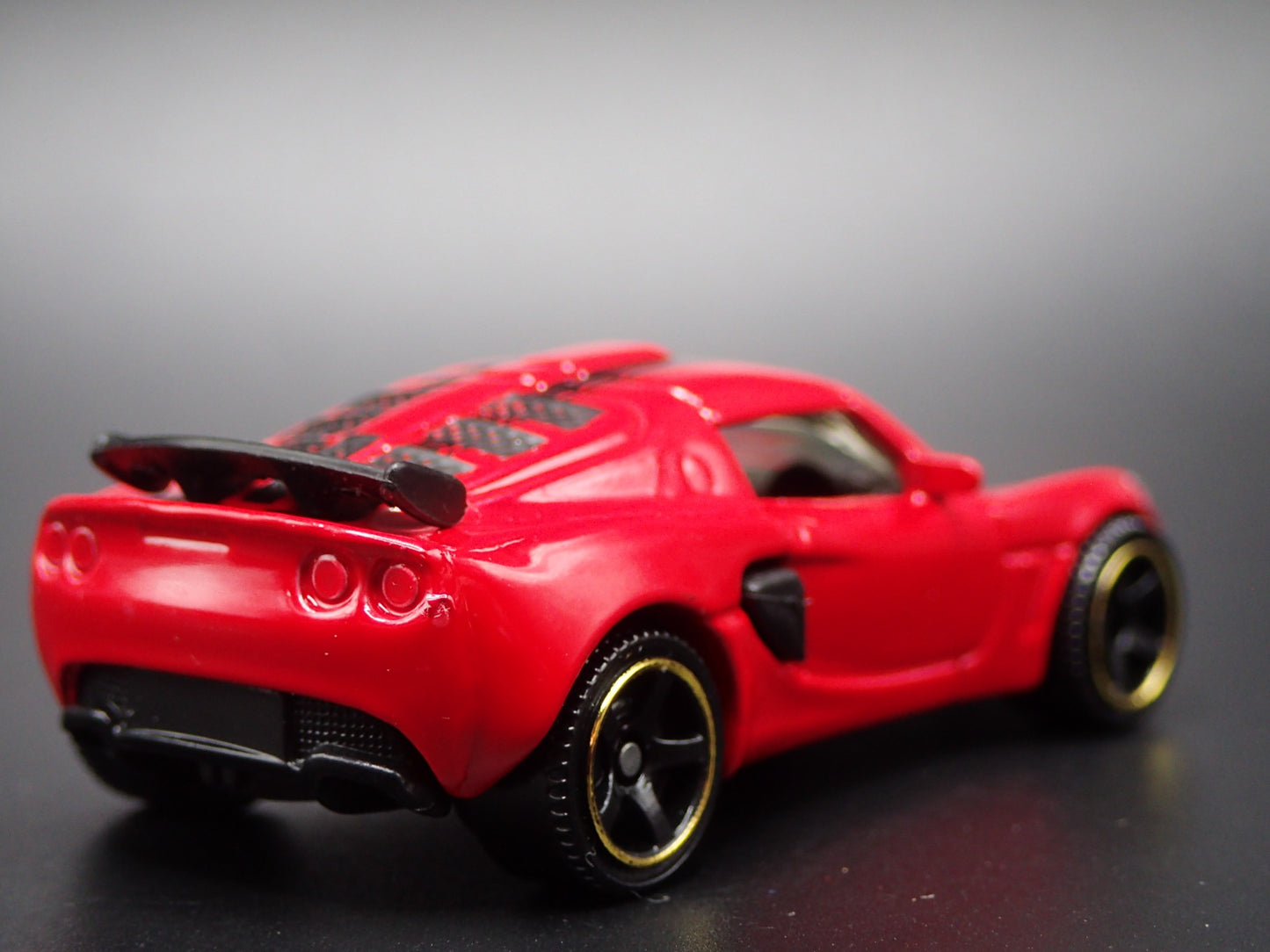 2020-2021 LOTUS EXIGE RED 1/64 SCALE COLLECTIBLE DIORAMA DIECAST MODEL CAR