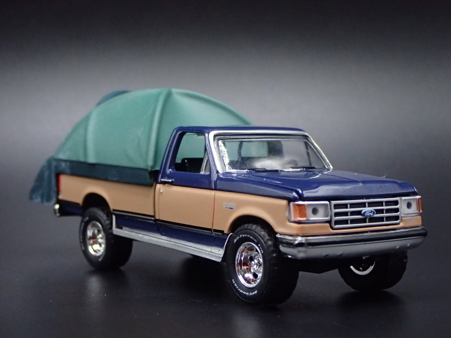 1987 87 FORD F150 XLT LARIAT PICKUP TRUCK w TENT 1:64 SCALE DIECAST MODEL CAR