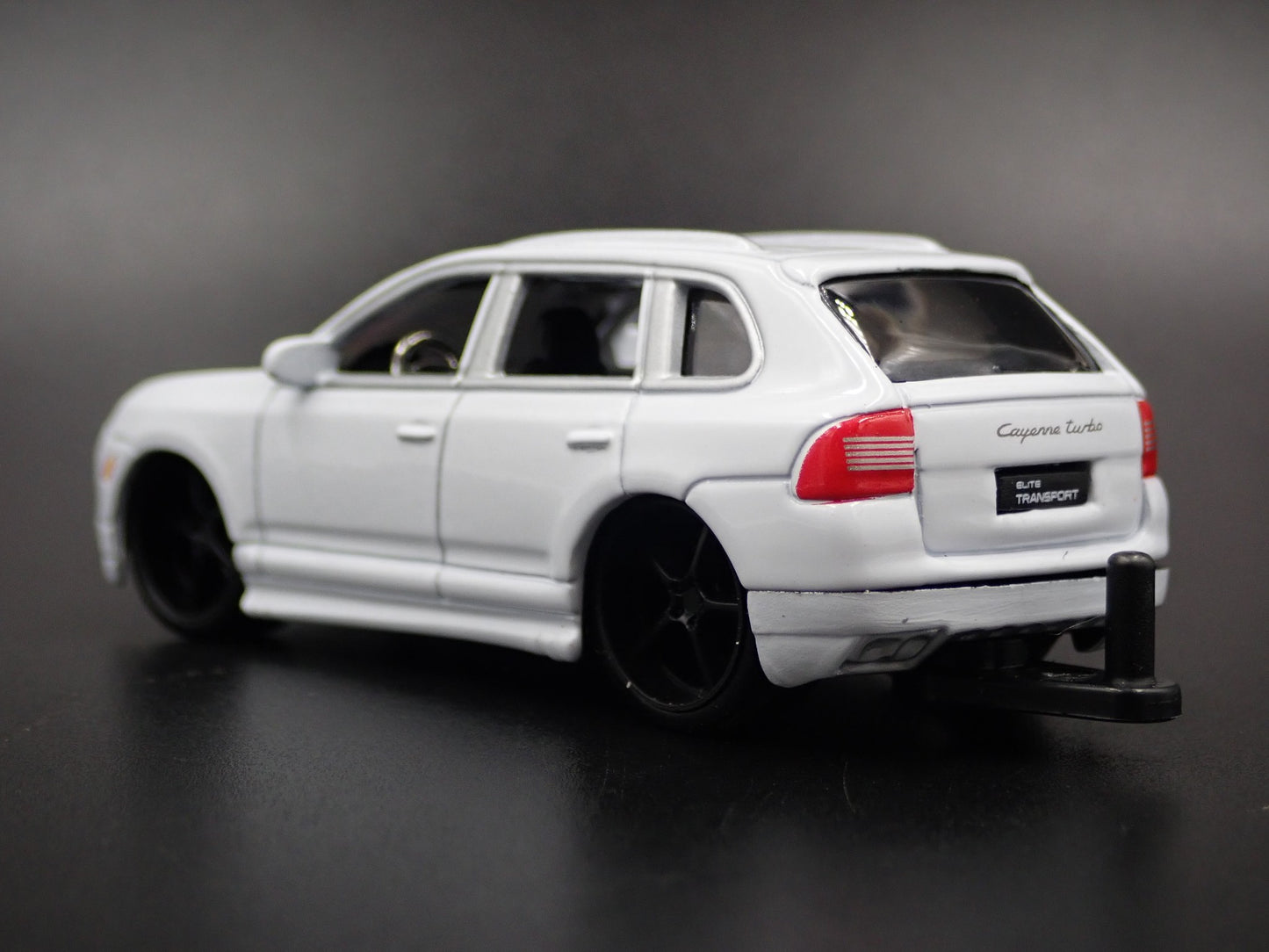 2003 - 2010 PORSCHE CAYENNE TURBO W HITCH  1:64 SCALE DIORAMA DIECAST MODEL CAR
