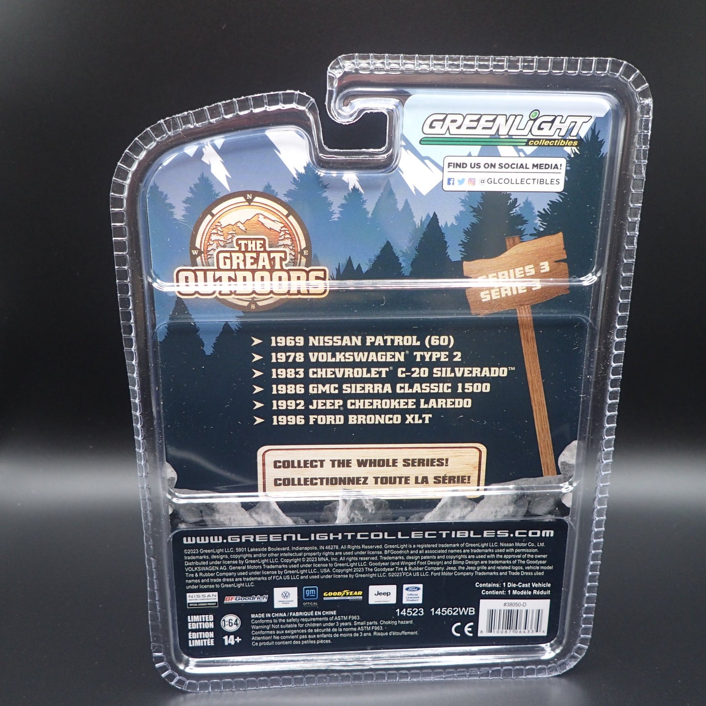 2023 GREENLIGHT GREEN MACHINE 1986 GMC SIERRA CLASSIC 1500 TENT GREAT OUTDOORS 3