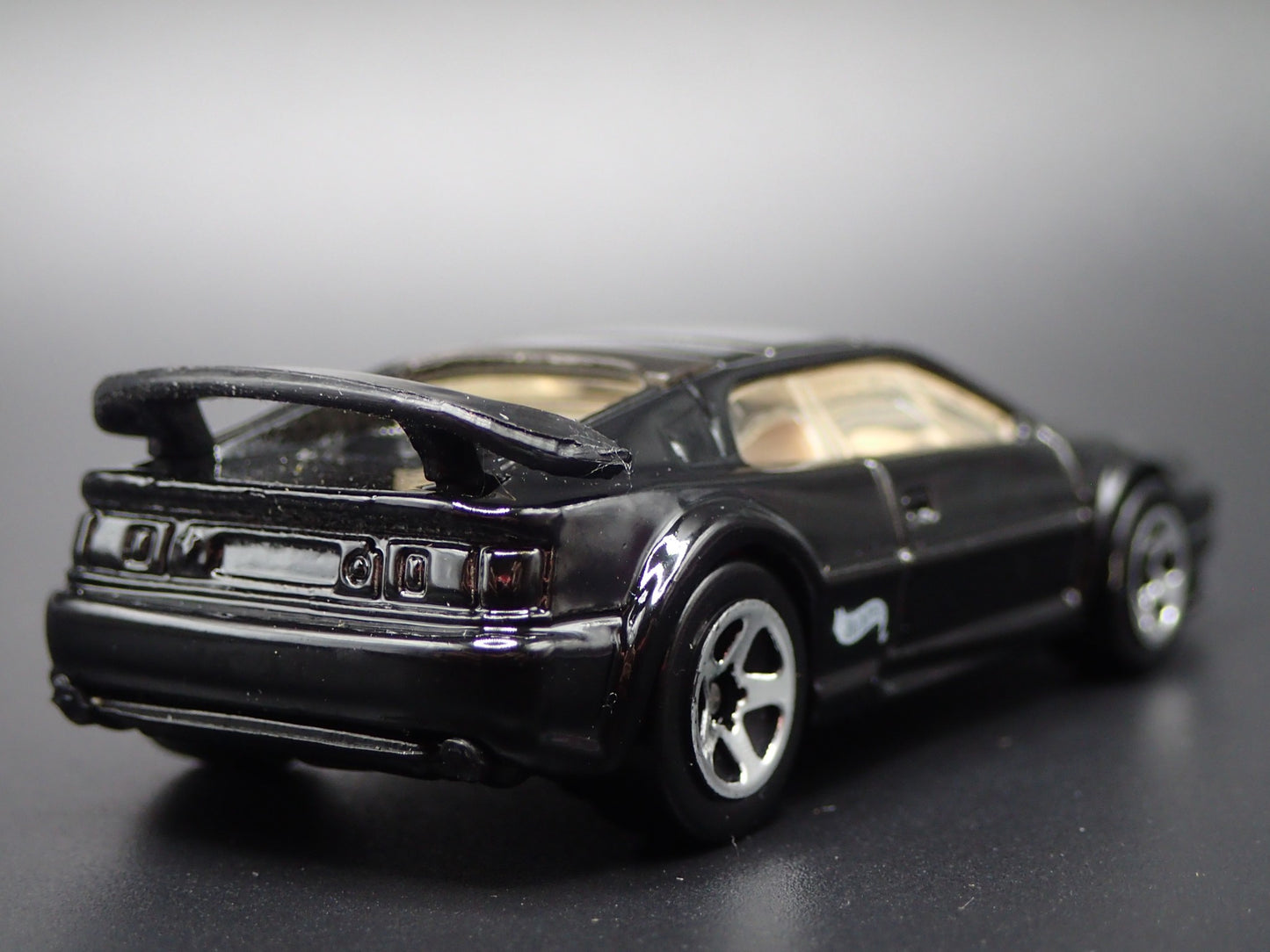 1994-2004 LOTUS ESPRIT BLACK 1:64 SCALE COLLECTIBLE DIORAMA DIECAST MODEL CAR