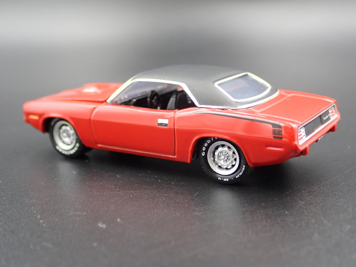 1970 70 PLYMOUTH HEMI CUDA RARE 1:64 SCALE COLLECTIBLE DIORAMA DIECAST MODEL CAR-Burning Rubber Toy Company