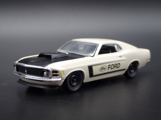 1970 70 FORD MUSTANG BOSS 429 FASTBACK RARE 1:64 SCALE DIORAMA DIECAST MODEL CAR