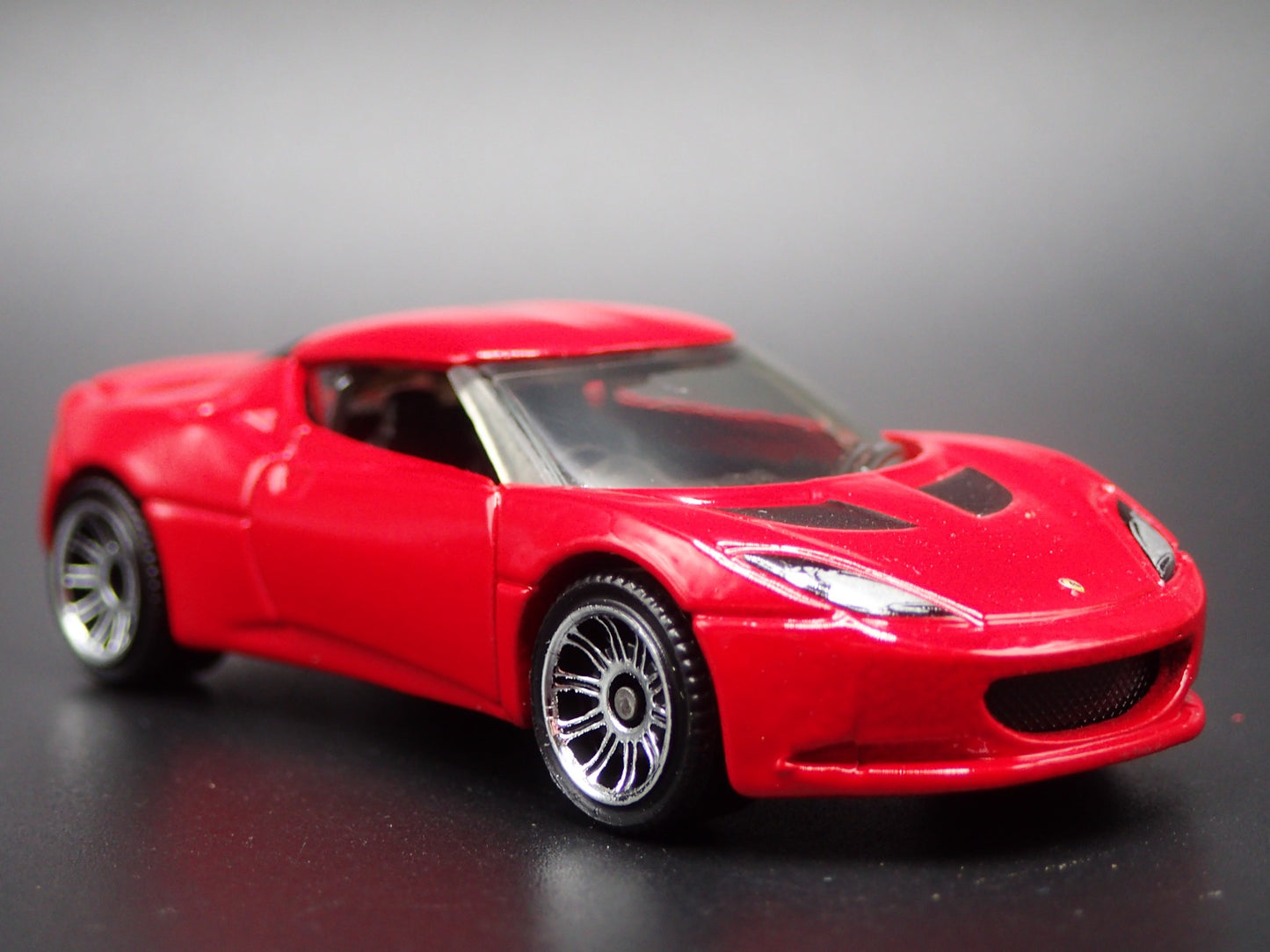 2010-2021 LOTUS EVORA RED 1/64 SCALE COLLECTIBLE DIORAMA DIECAST MODEL CAR