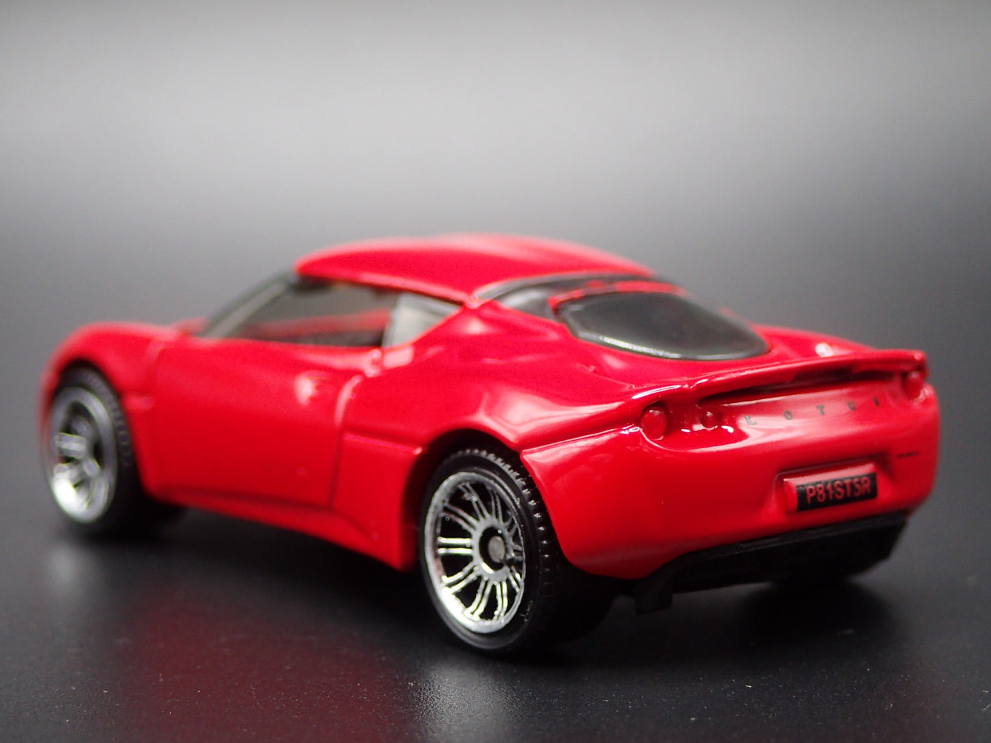 2010-2021 LOTUS EVORA RED 1/64 SCALE COLLECTIBLE DIORAMA DIECAST MODEL CAR