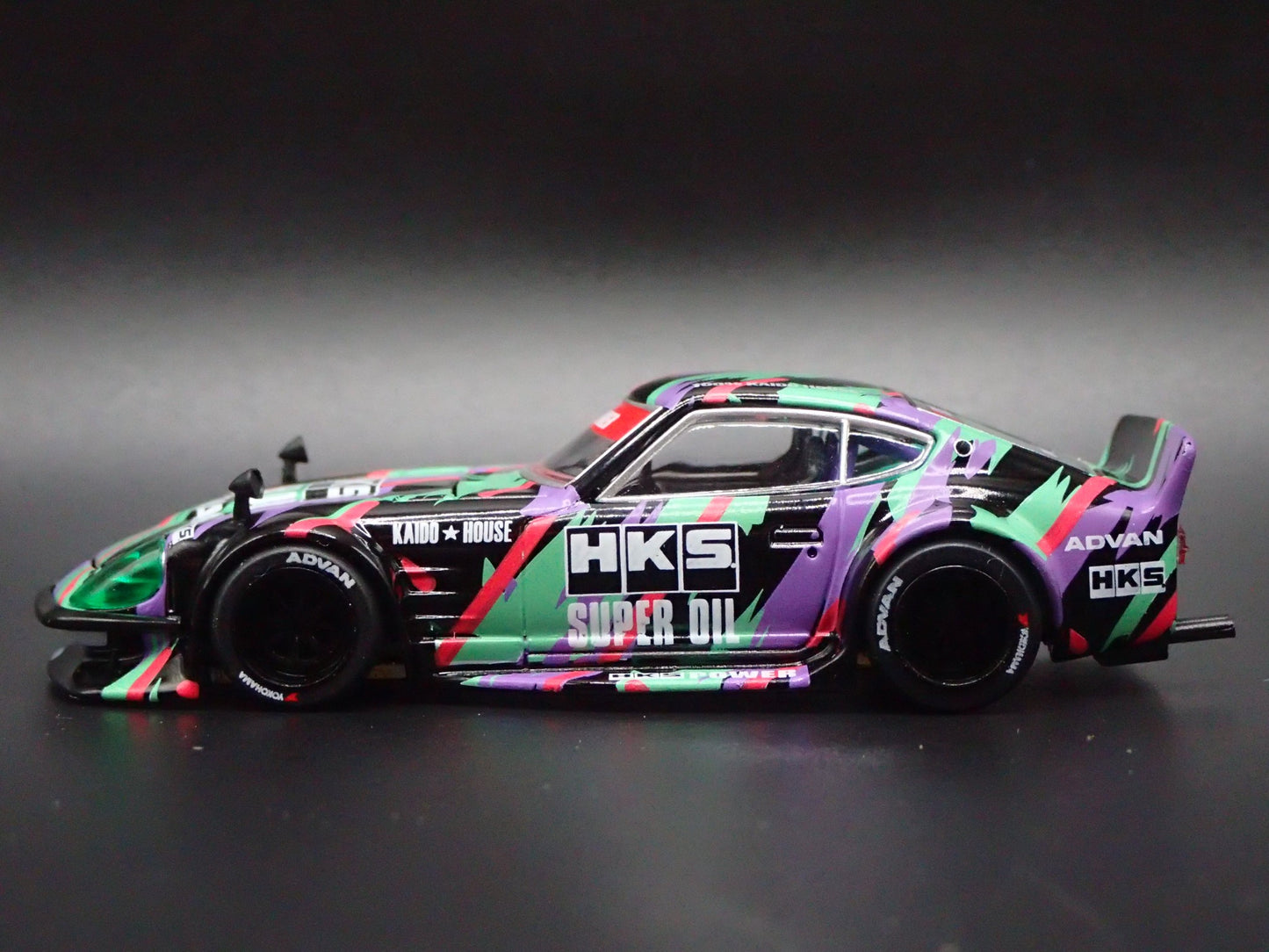 NISSAN FAIRLADY Z HKS V1 KAIDO HOUSE JDM 1/64 SCALE DIORAMA DIECAST MODEL CAR