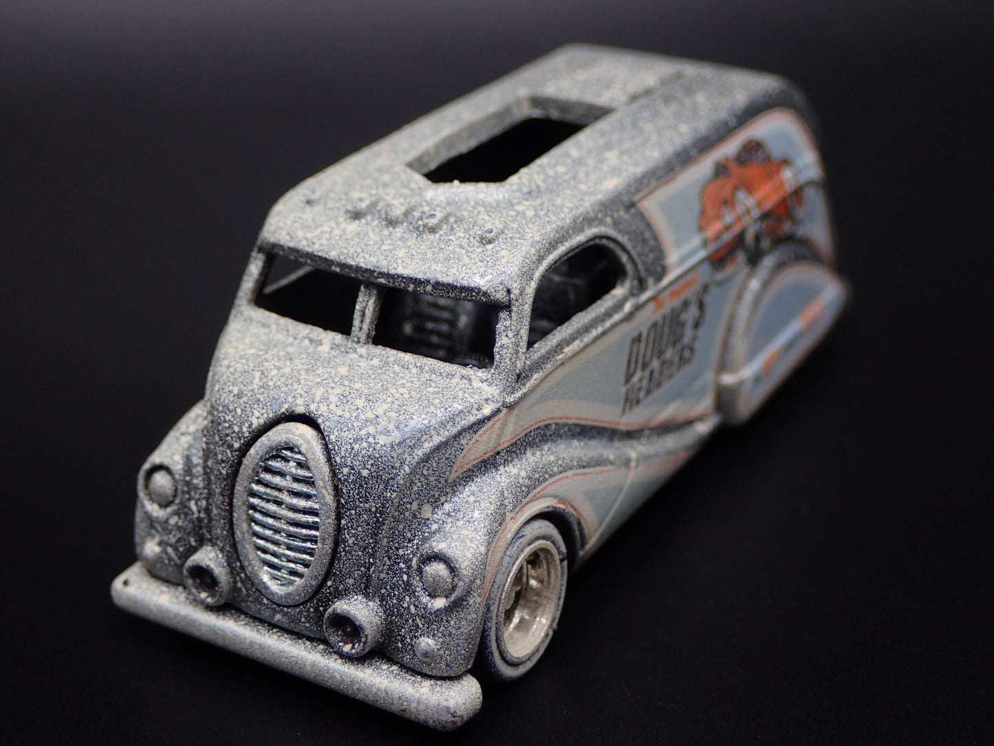 RETRO DELIVERY TRUCK DOUGS HEADERS BARN FIND 1:64 SCALE DIECAST MODEL CAR