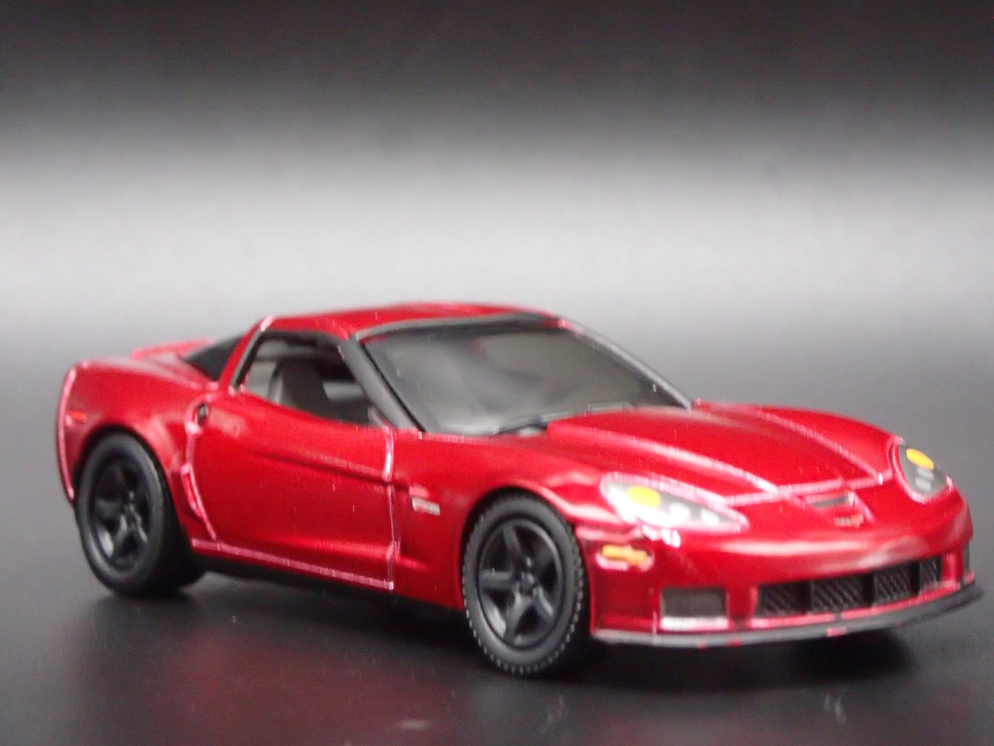 2005-2013 CHEVY CHEVROLET CORVETTE Z06 C6 1:64 SCALE DIORAMA DIECAST MODEL CAR