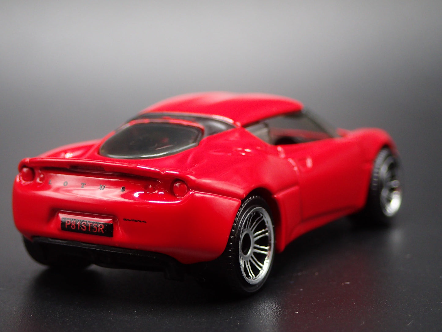 2010-2021 LOTUS EVORA RED 1/64 SCALE COLLECTIBLE DIORAMA DIECAST MODEL CAR