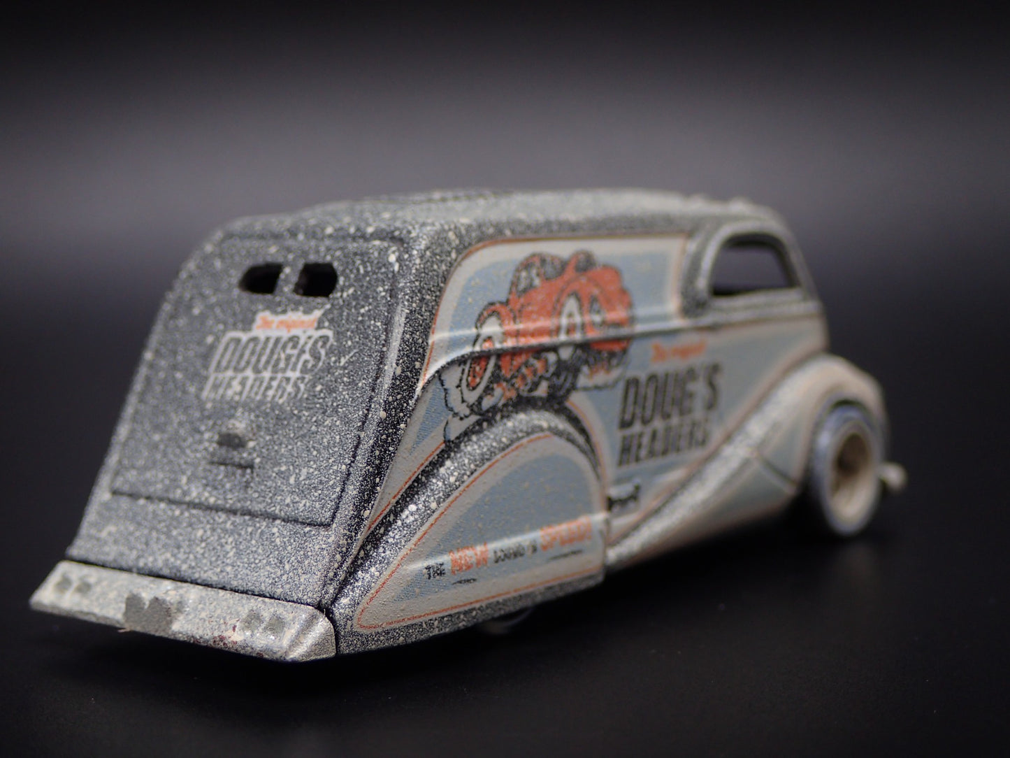 RETRO DELIVERY TRUCK DOUGS HEADERS BARN FIND 1:64 SCALE DIECAST MODEL CAR